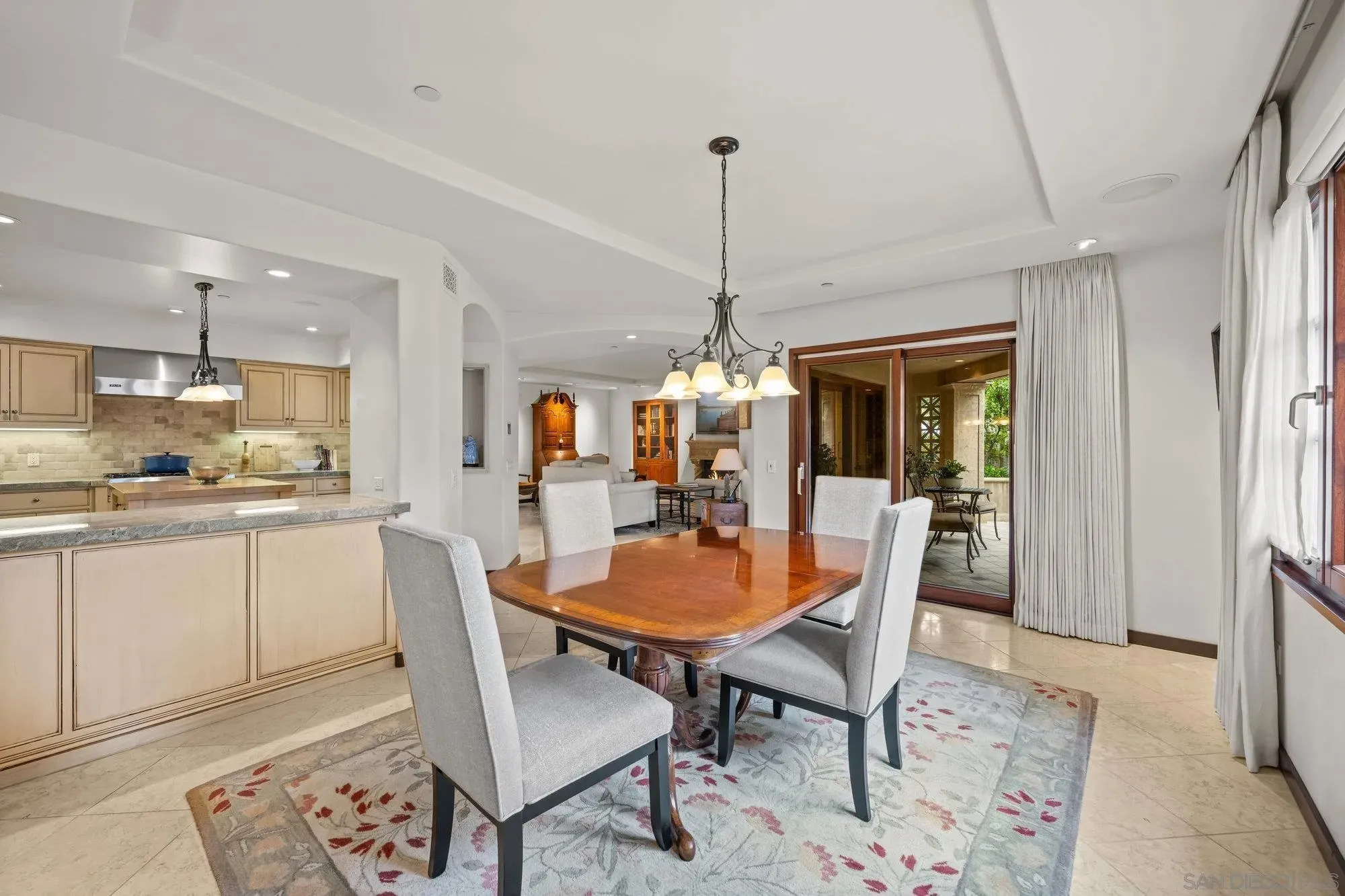 La Jolla, California 92037, United States, 3 Bedrooms Bedrooms, ,3 BathroomsBathrooms,Residential,Active,196977