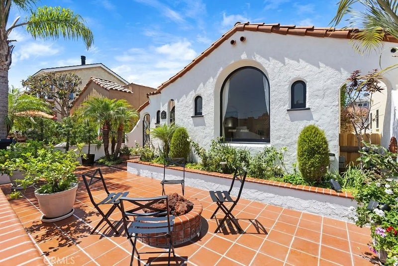 157 Pomona