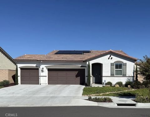Photo of 5236 Saloon Street, Hemet, CA 92545 (MLS # SR25243395)