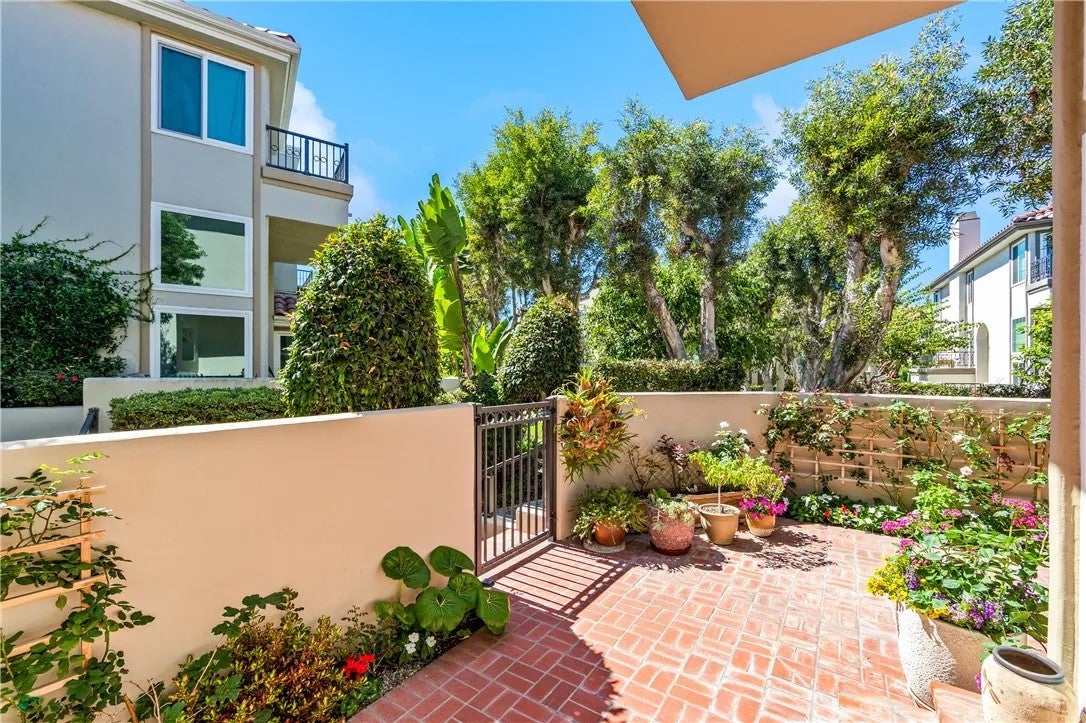 19401 Merion Circle