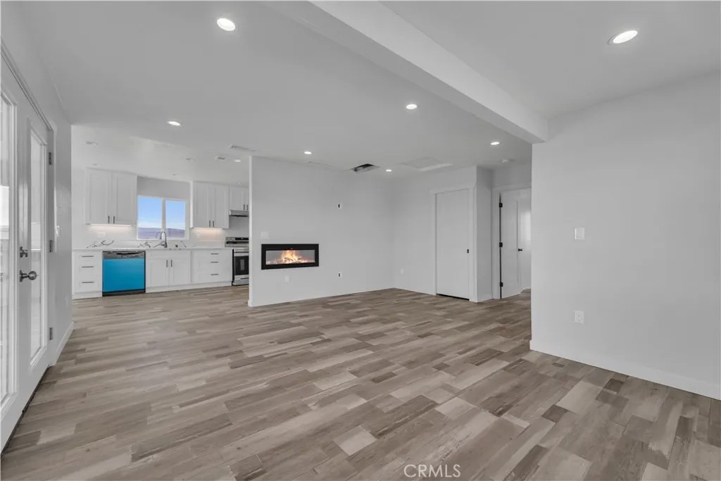 49040 70th West