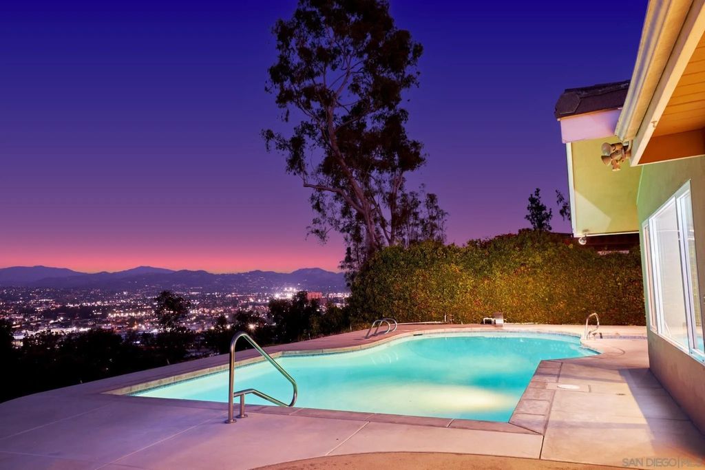 Photo of 1498 Berenda Place, El Cajon, CA 92020 (MLS # 250042807)