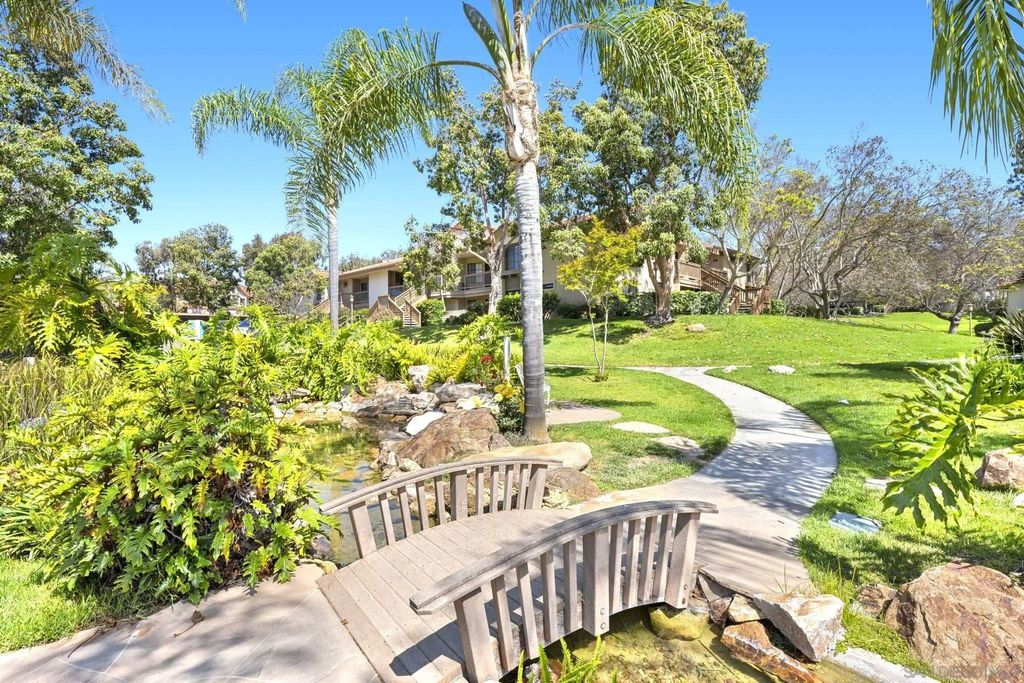 Photo of 12560 Carmel Creek Rd #54, San Diego, CA 92130 (MLS # 260005909)