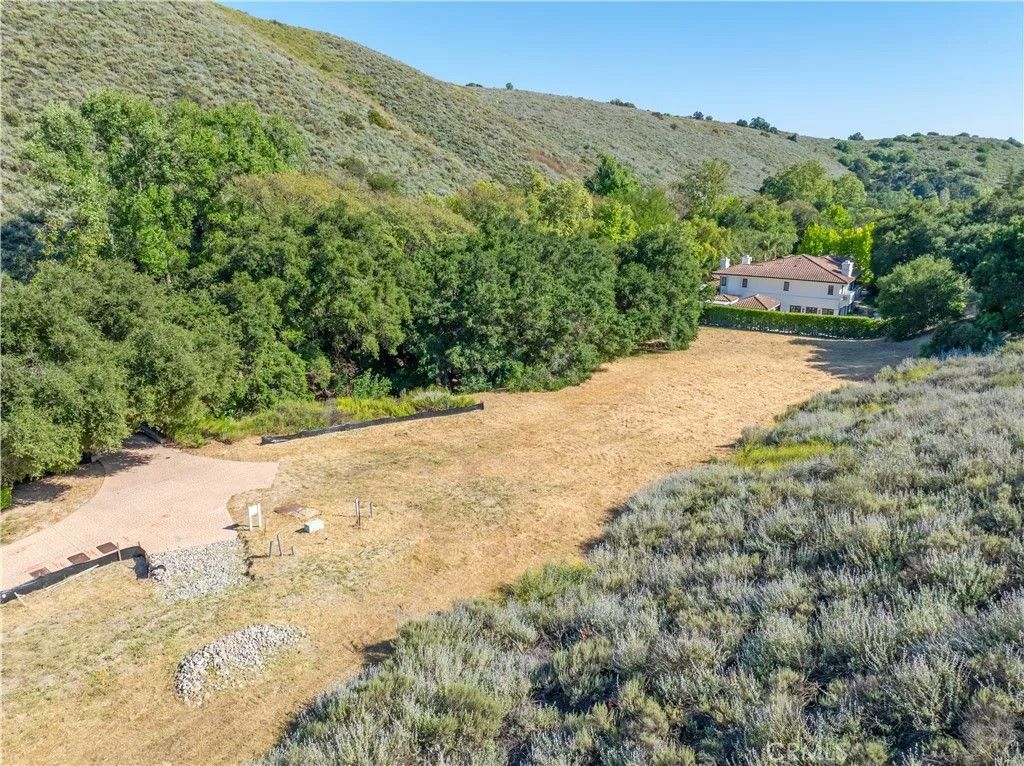 Photo of 645 Lakeview Canyon, Westlake Village, CA 91362 (MLS # OC26105612)