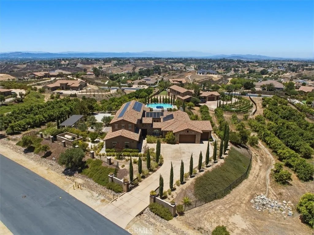 41987 Arbor Glen