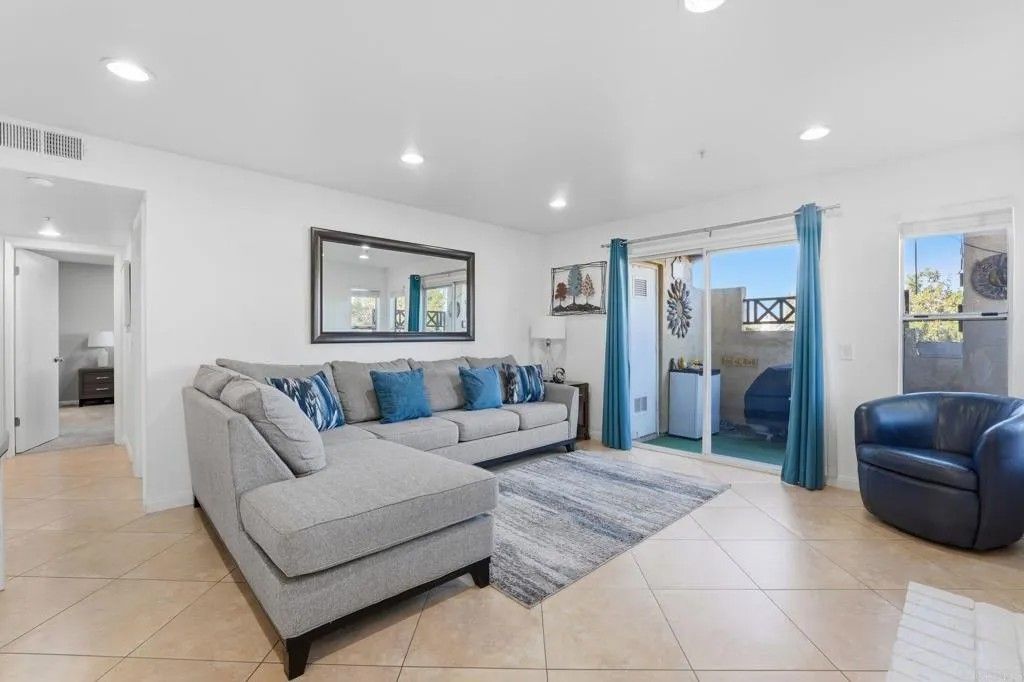 Photo of 2083 Lakeridge Circle #104, Chula Vista, CA 91913 (MLS # PTP2601634)