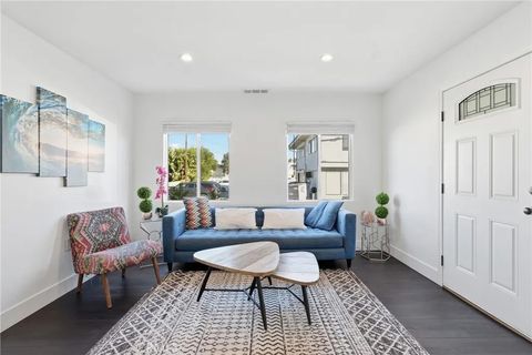Tiny photo for 2005 phelan Lane, Redondo Beach, CA 90278 (MLS # GD26047300)