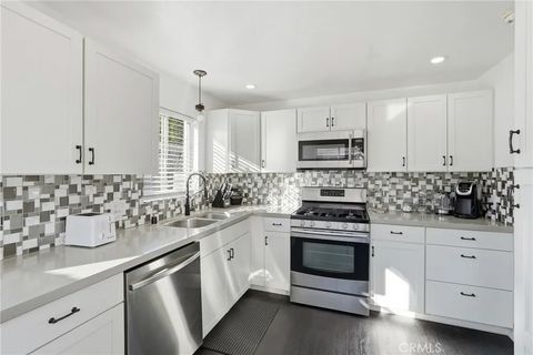 Tiny photo for 2005 phelan Lane, Redondo Beach, CA 90278 (MLS # GD26047300)