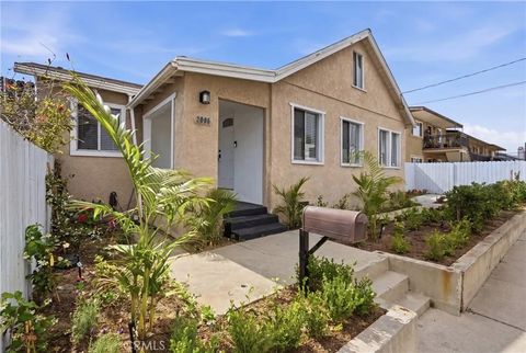 Tiny photo for 2005 phelan Lane, Redondo Beach, CA 90278 (MLS # GD26047300)