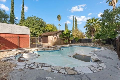Tiny photo for 23143 Dolorosa Street, Woodland Hills, CA 91367 (MLS # SR25259546)