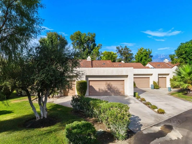 10305 Sunningdale Drive