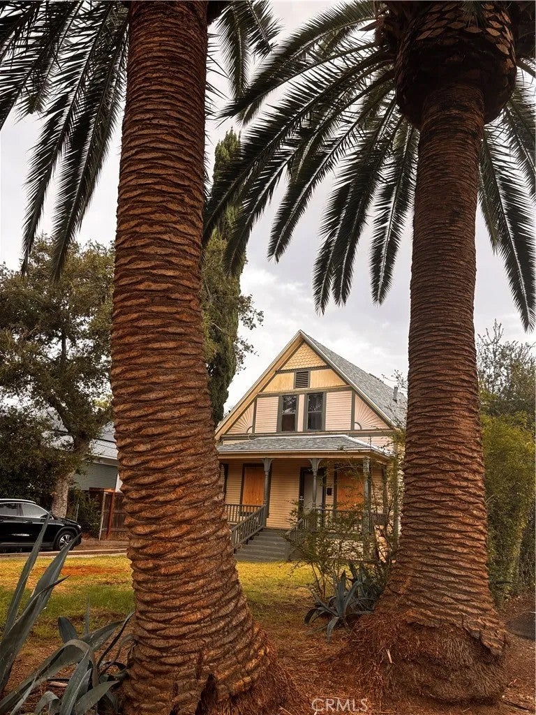 480 Cypress Ave Avenue