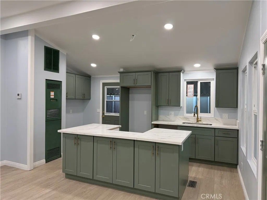 Photo of 716 N Grand Ave #D-3, Covina, CA 91724 (MLS # SR26112286)