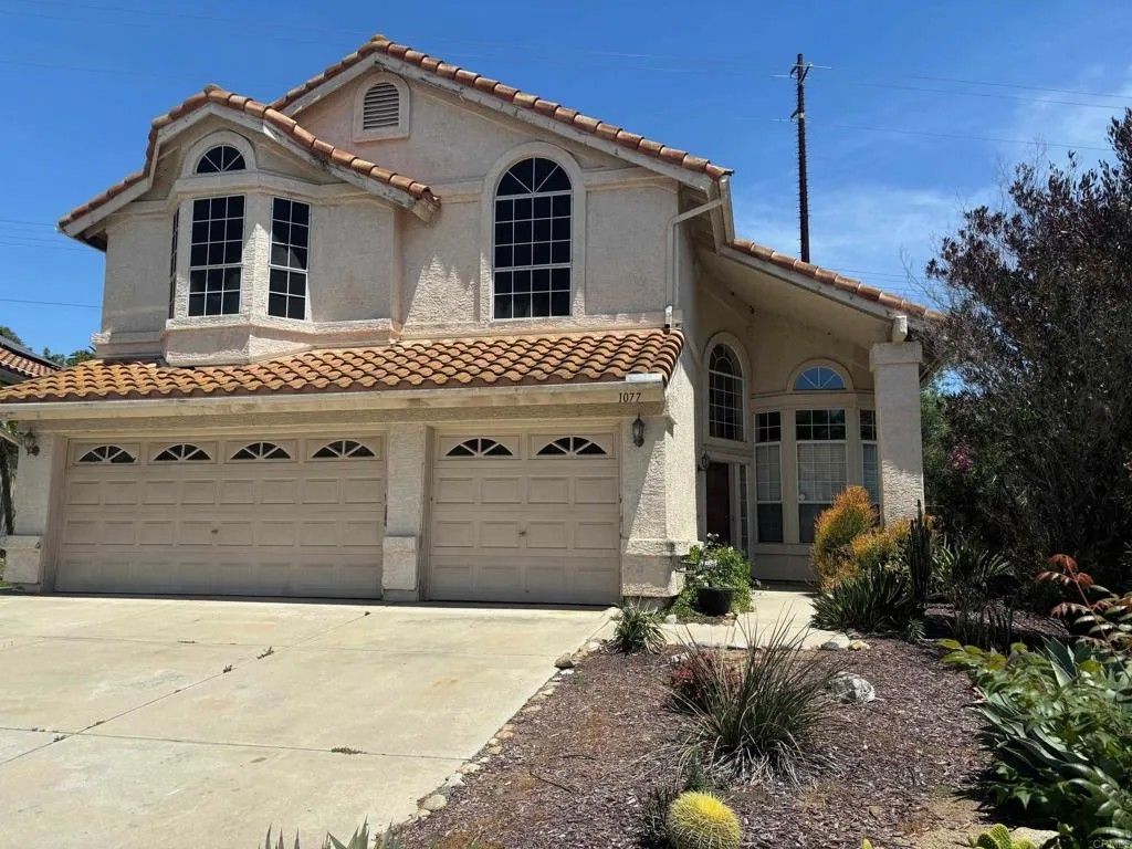 Photo of 1077 Felicidad Dr, Fallbrook, CA 92028 (MLS # NDP2604912)