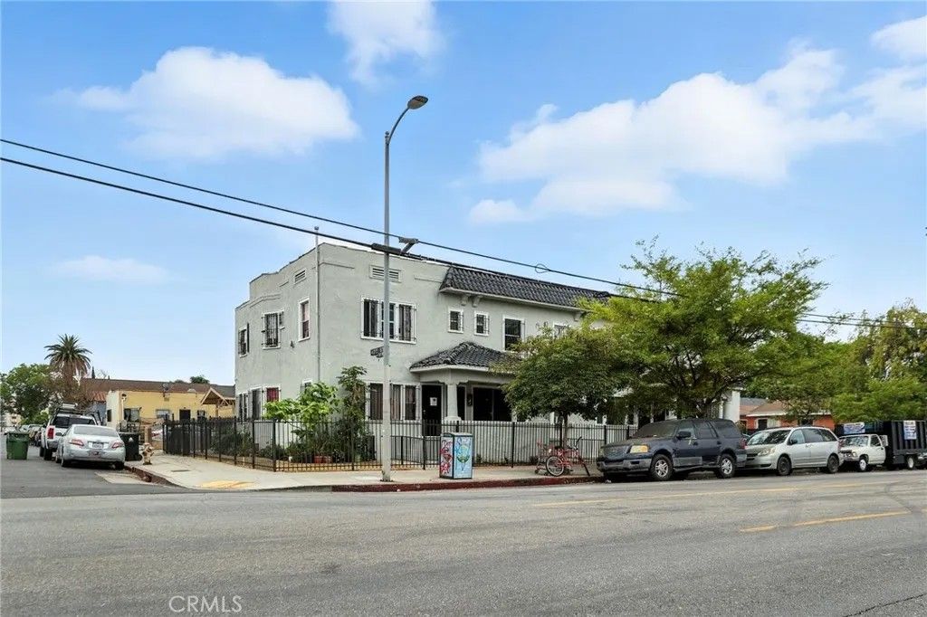 Photo of 4302 S Hoover Street, Los Angeles, CA 90037 (MLS # PW25268986)