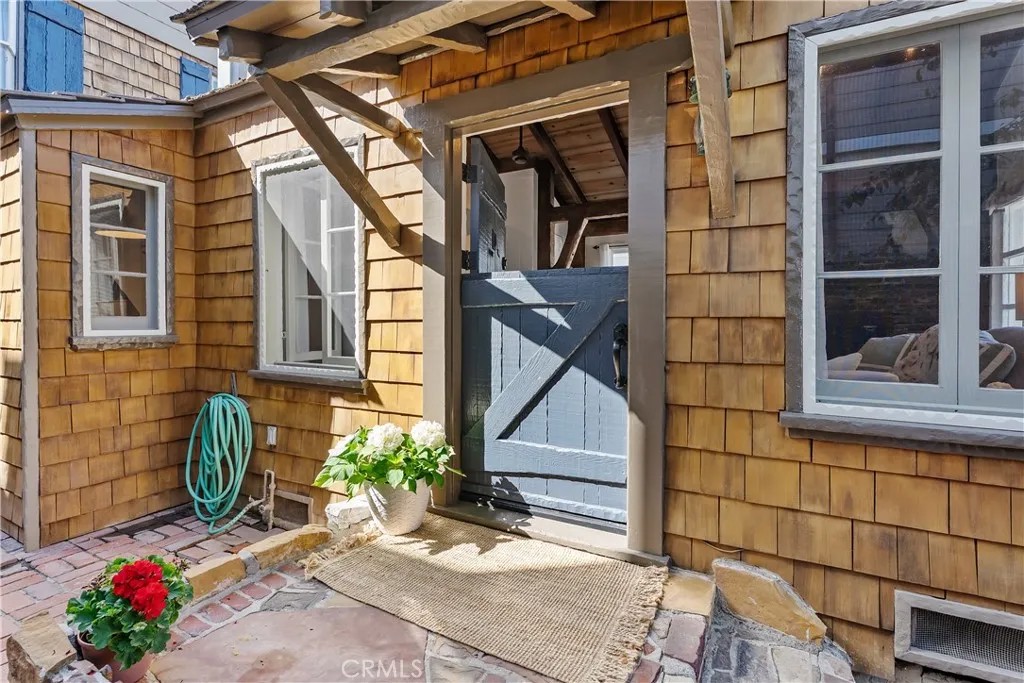 135 Turquoise Avenue