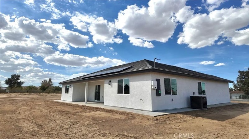 15271 Sycamore St.