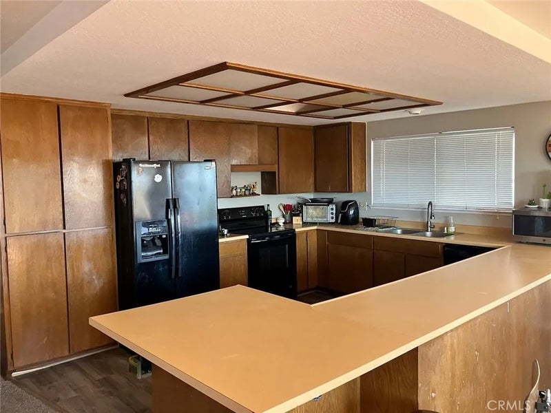 3410 Toyon Court