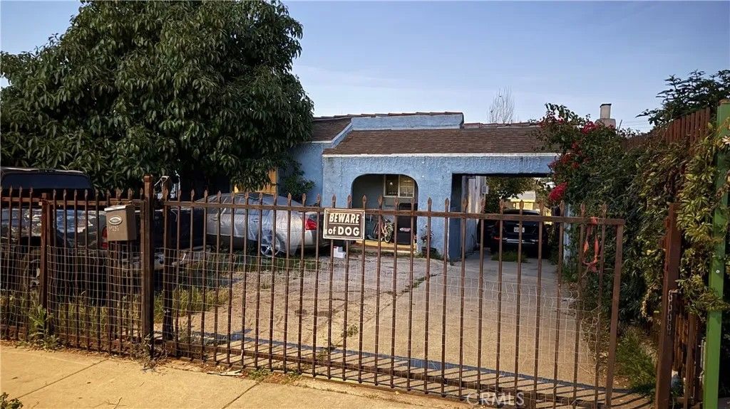 Photo of 11232 Van Buren Ave, Los Angeles, CA 90044 (MLS # SW26076651)