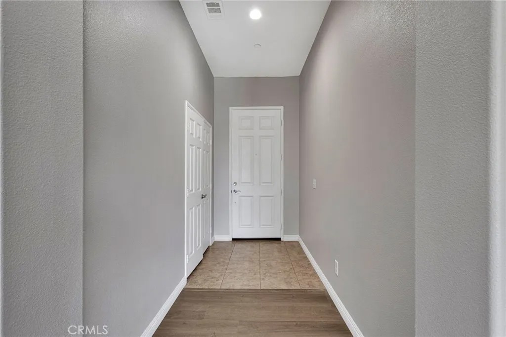 13437 Earl