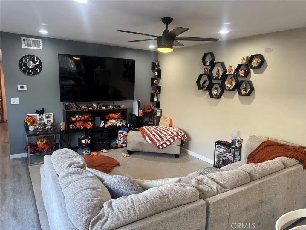 Photo of 350 Tourmaline Court, Chula Vista, CA 91911 (MLS # SW26147310)