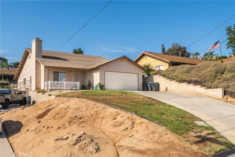 14407 Laurel Drive