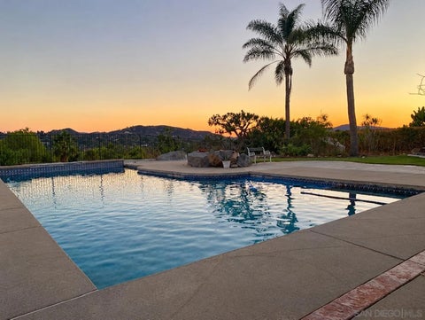 Photo of 17233 Cloudcroft Drive, Poway, CA 92064 (MLS # 260023988)