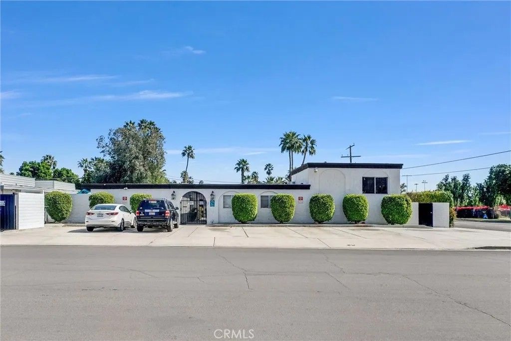 Photo of 1900 E Baristo Road, Palm Springs, CA 92262 (MLS # CV26045872)