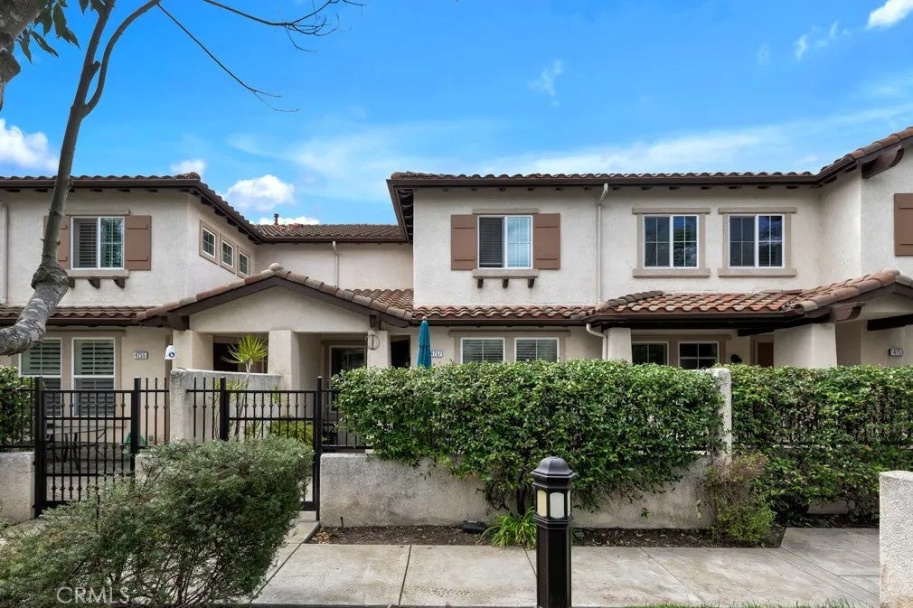 Photo of 4757 Via Altamira, Thousand Oaks, CA 91320 (MLS # SR26201320)