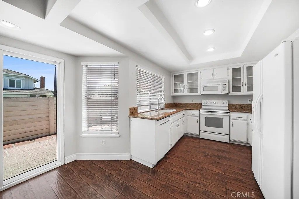 Photo of 73 Summerstone, Irvine, CA 92614 (MLS # OC25275773)