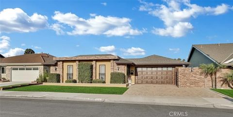 Photo of 21382 Lemontree Ln, Huntington Beach, CA 92646 (MLS # PW25280443)