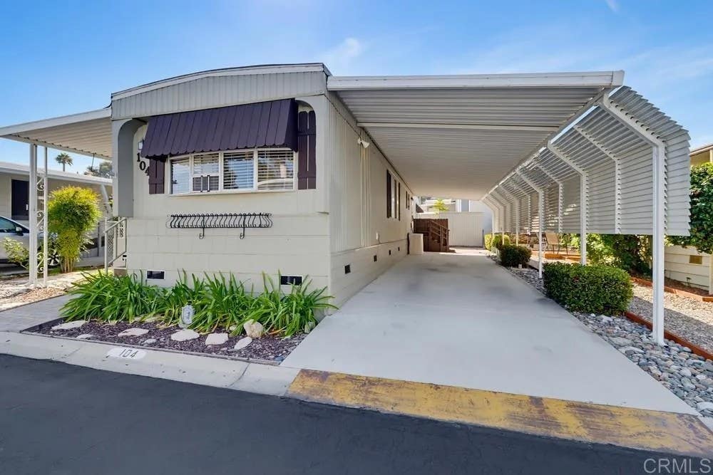 Photo of 2130 Sunset Dr #104, Vista, CA 92081 (MLS # NDP2607334)