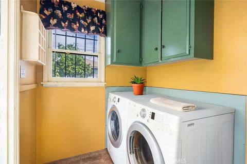 Tiny photo for 5358 Inglewood Boulevard, Culver City, CA 90230 (MLS # SR25246811)