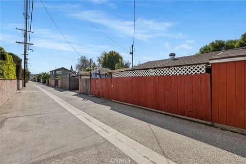 Tiny photo for 5358 Inglewood Boulevard, Culver City, CA 90230 (MLS # SR25246811)