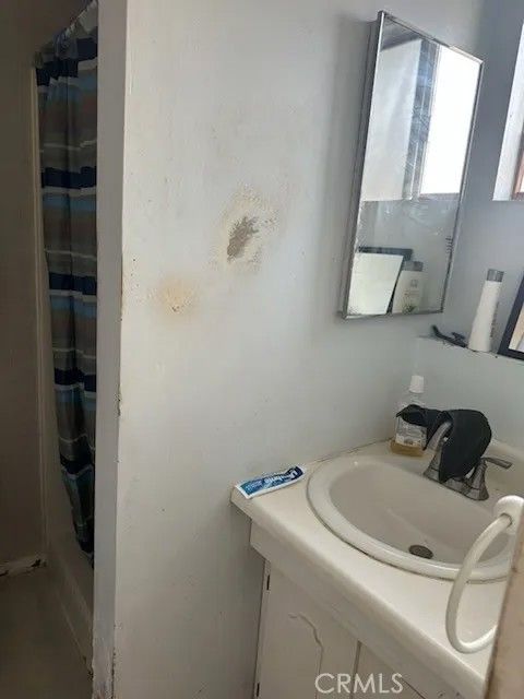 Tiny photo for 5358 Inglewood Boulevard, Culver City, CA 90230 (MLS # SR25246811)