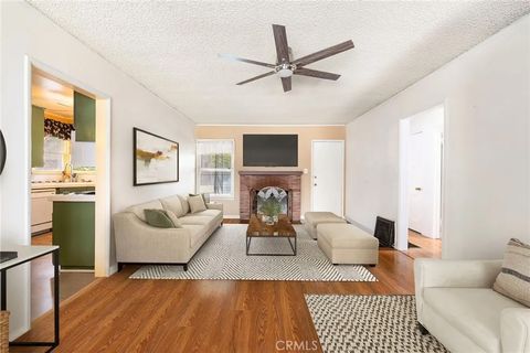 Tiny photo for 5358 Inglewood Boulevard, Culver City, CA 90230 (MLS # SR25246811)