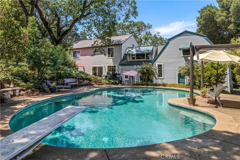1940 Westlake Drive