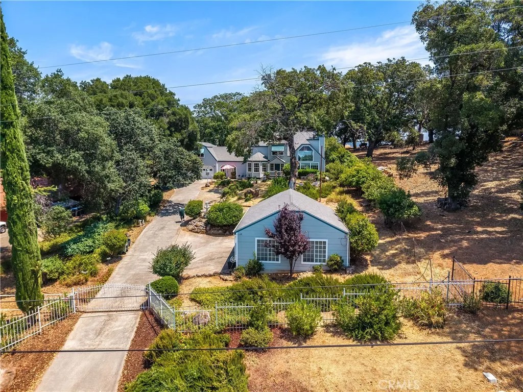 1940 Westlake Drive