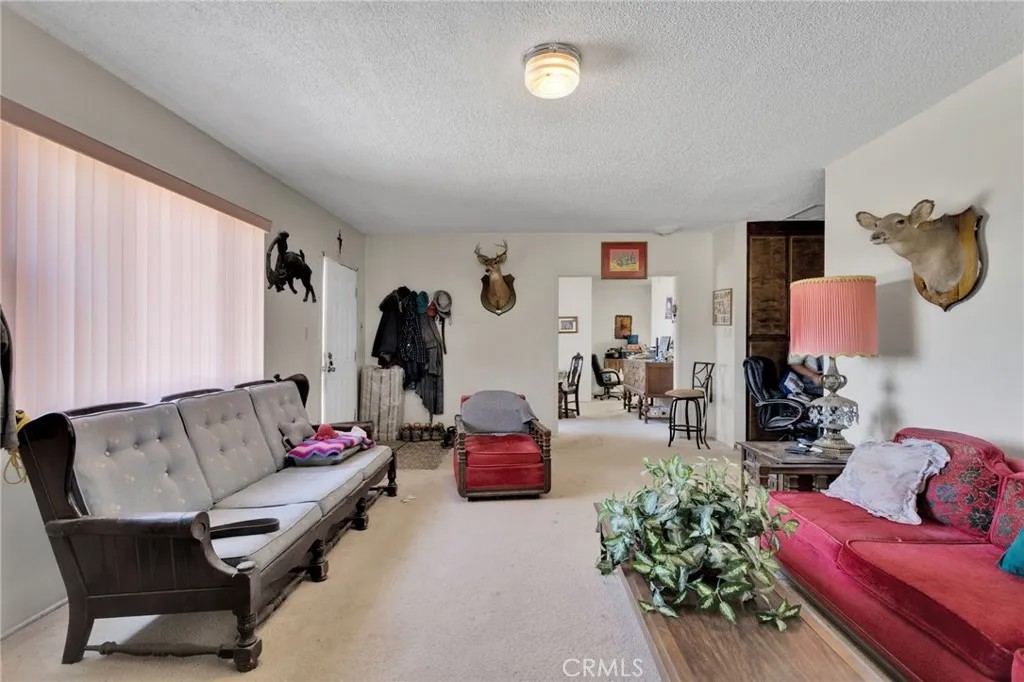 10099 Highland Avenue