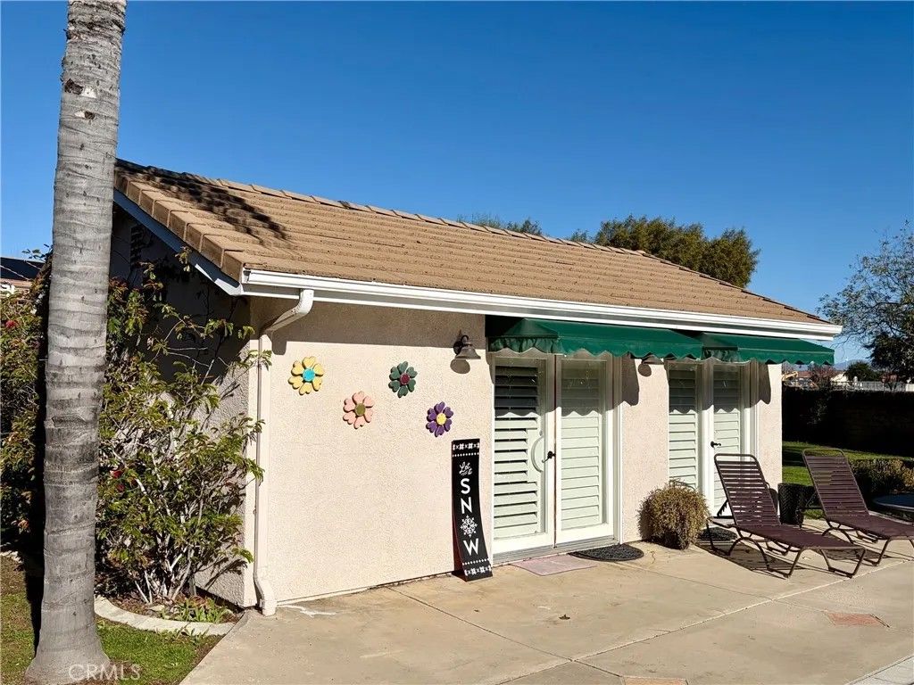 Photo of 23922 Conesgtoga Avenue, Murrieta, CA 92562 (MLS # SW26066243)