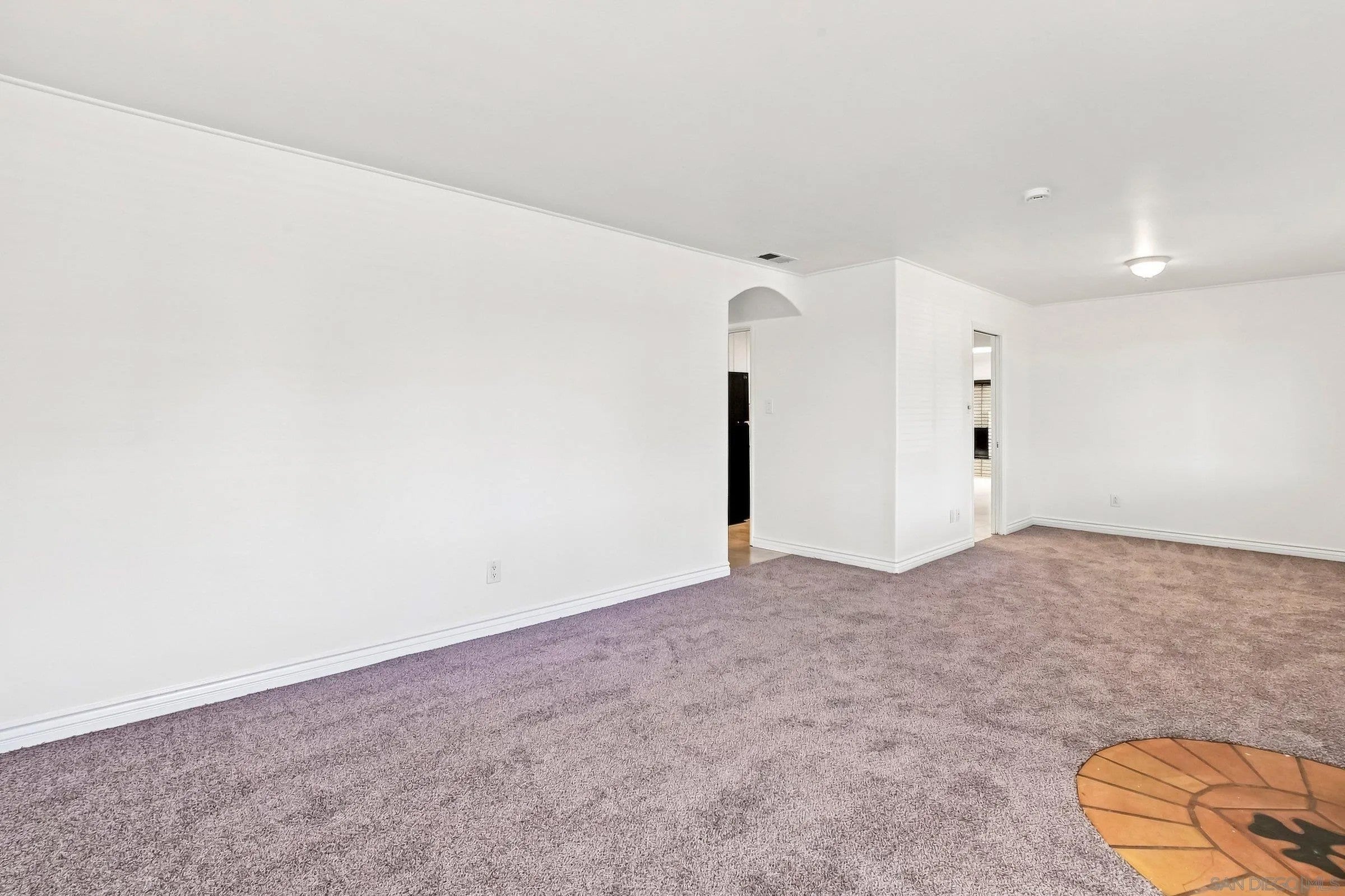 4604 Isleta Ave.