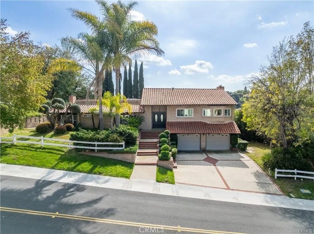 Photo of 23600 Ridge Line RD, Diamond Bar, CA 91765 (MLS # TR26099421)