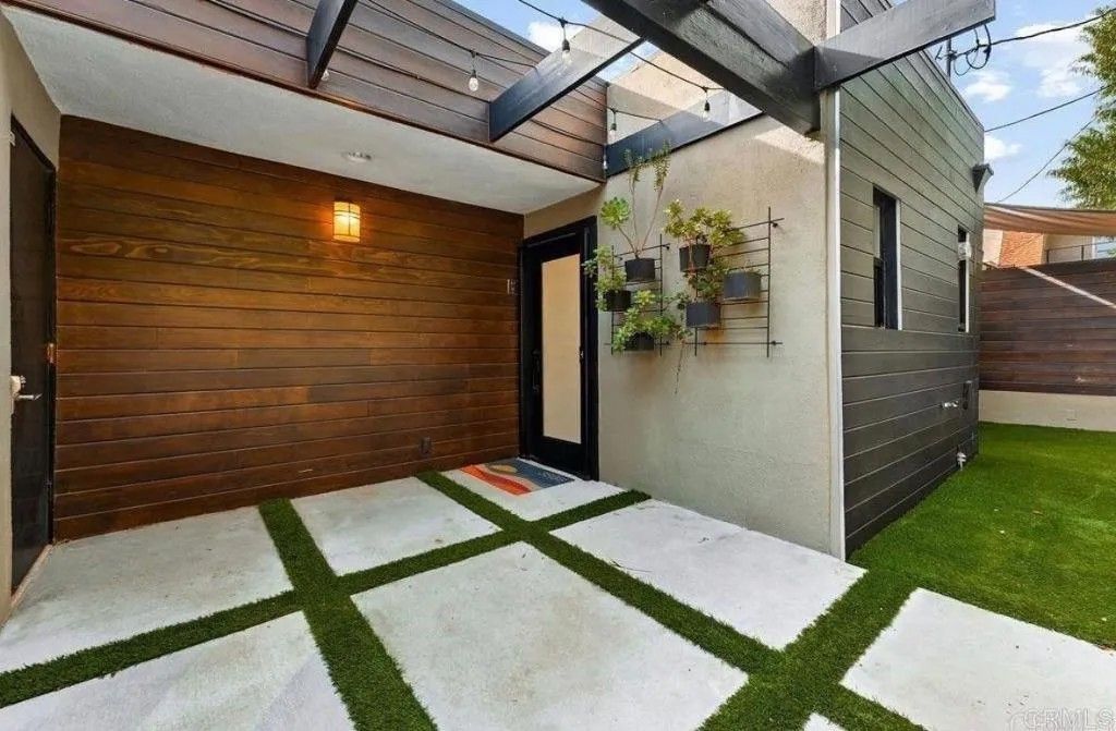 Photo of 3866 Alta Mesa Drive, Studio City, CA 91604 (MLS # PTP2602702)