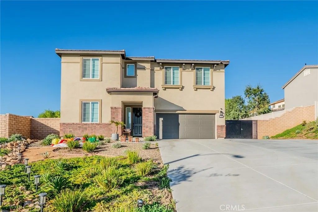 Photo of 7640 Messina Heights, Highlands, CA 92346 (MLS # IV25276303)