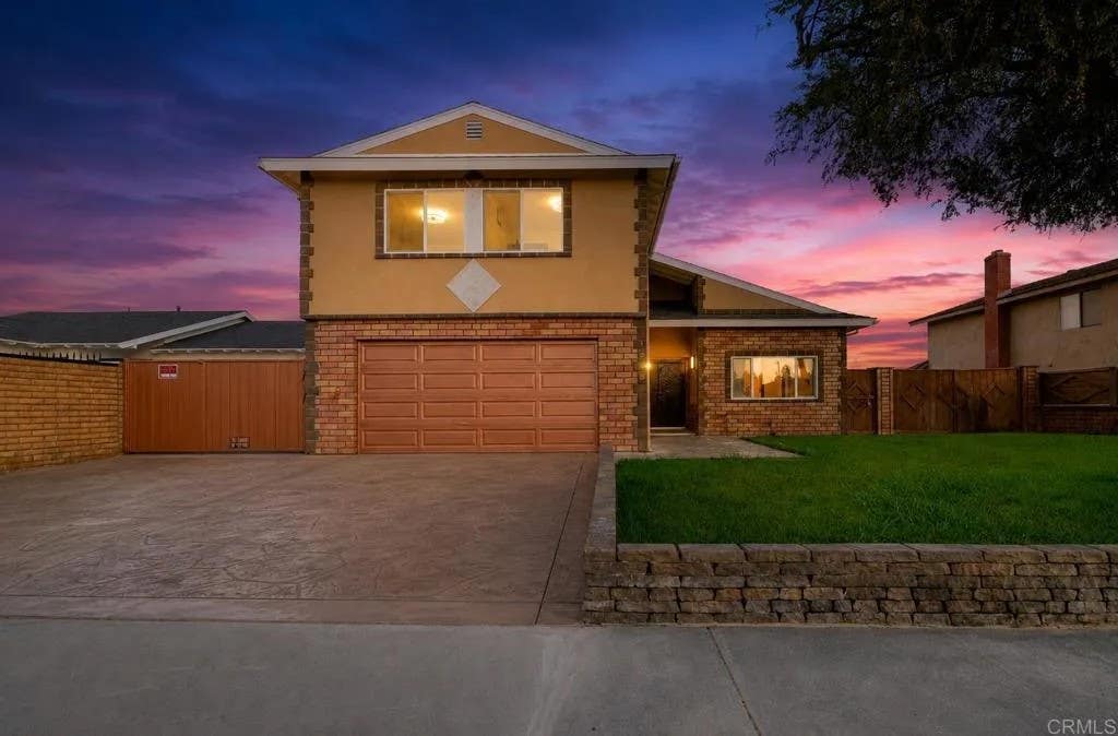 Photo of 1268 Calle Candelero, Chula Vista, CA 91910 (MLS # PTP2605603)