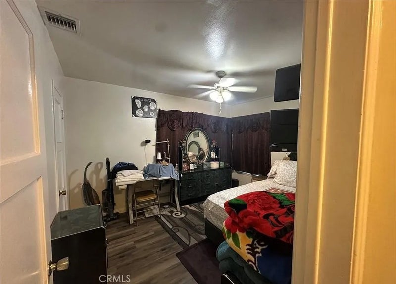 10673 Saticoy