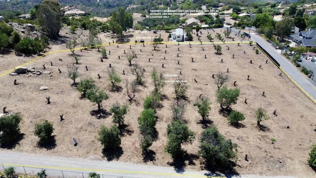 Photo of Canyon Heights, Fallbrook, CA 92028 (MLS # NDP2607876)