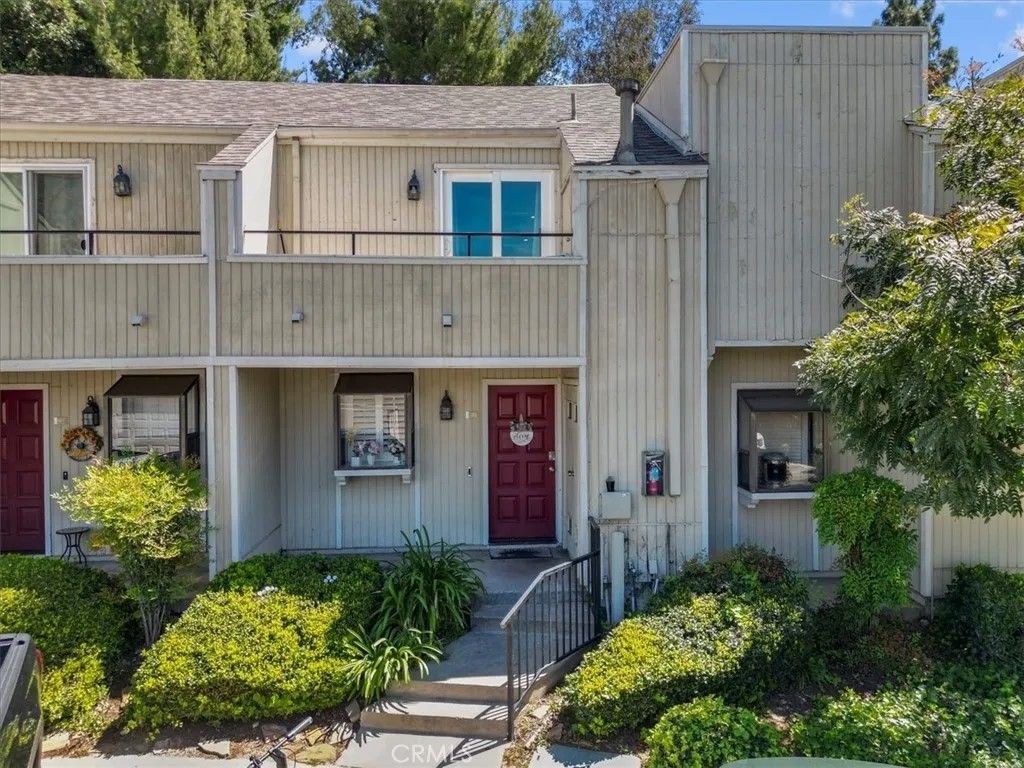 Photo of 640 Sycamore, Claremont, CA 91711 (MLS # DW26074911)