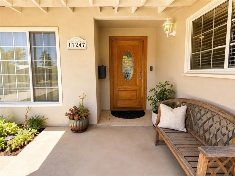 11247 Ruffner