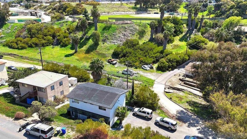 Photo of 1850 Bakersfield St, Lemon Grove, CA 91945 (MLS # 2600153)